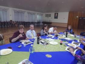 fd90d0c6-cca7-4d31-9d53-4de758d6973e